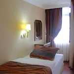 Hotel Imga 3*